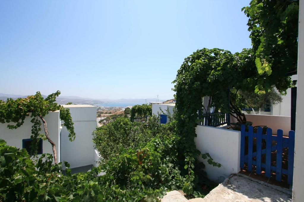 Agnanti Hotel Адамас Номер фото